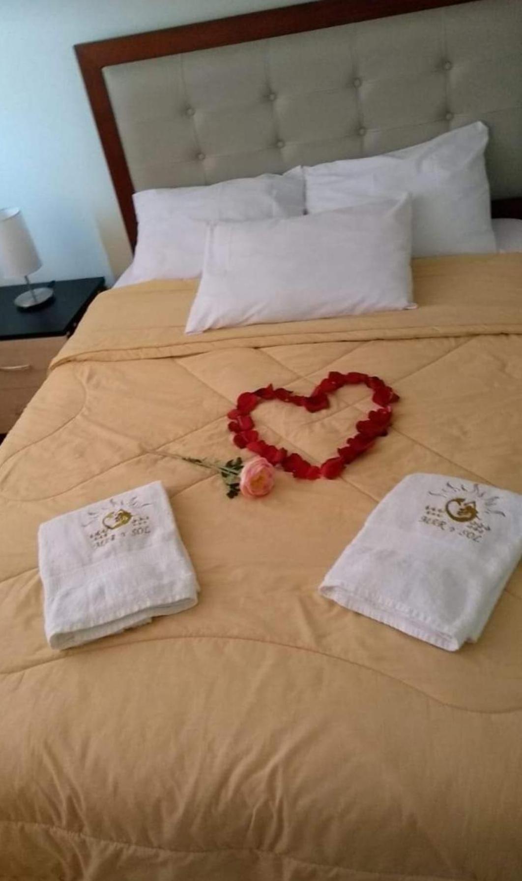 Hotel Mar Y Sol Playa El Milagro Paijan Exterior photo